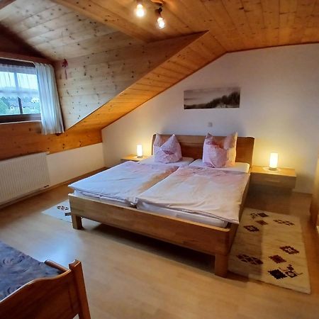 Haus Brigitte Im Dreilaendereck Apartment นอยไรเคเนา ภายนอก รูปภาพ